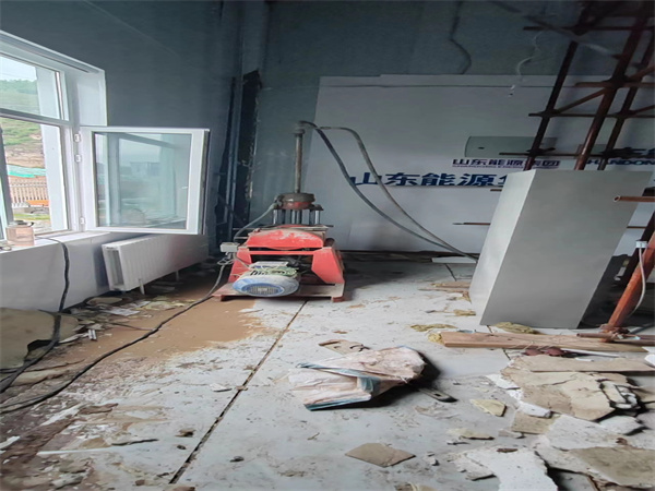 天涯地基基础下沉墙体裂缝加固注浆顶升施工